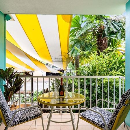 Oasis Luxe On Macrossan Street - Stylish Residence Port Douglas Ngoại thất bức ảnh
