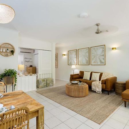 Oasis Luxe On Macrossan Street - Stylish Residence Port Douglas Ngoại thất bức ảnh